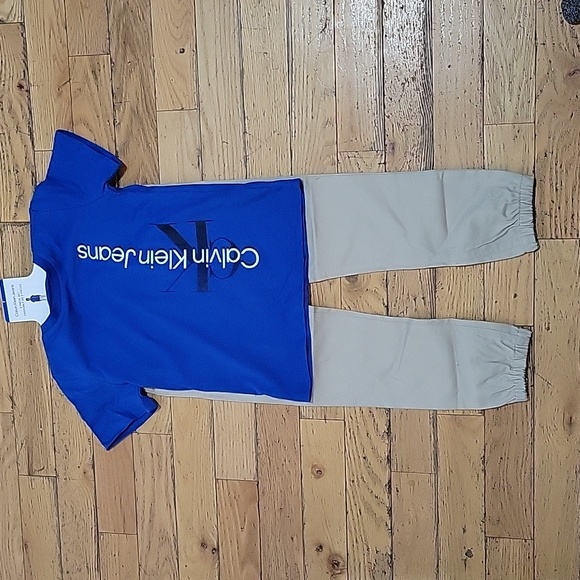 NWT Calvin Klein Outfit Boys - Picture 1 of 5